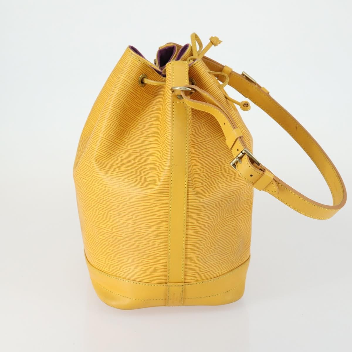 Louis Vuitton Noe Epi Leather Yellow Leather Shoulder Bag Bag (Pre-Owned)