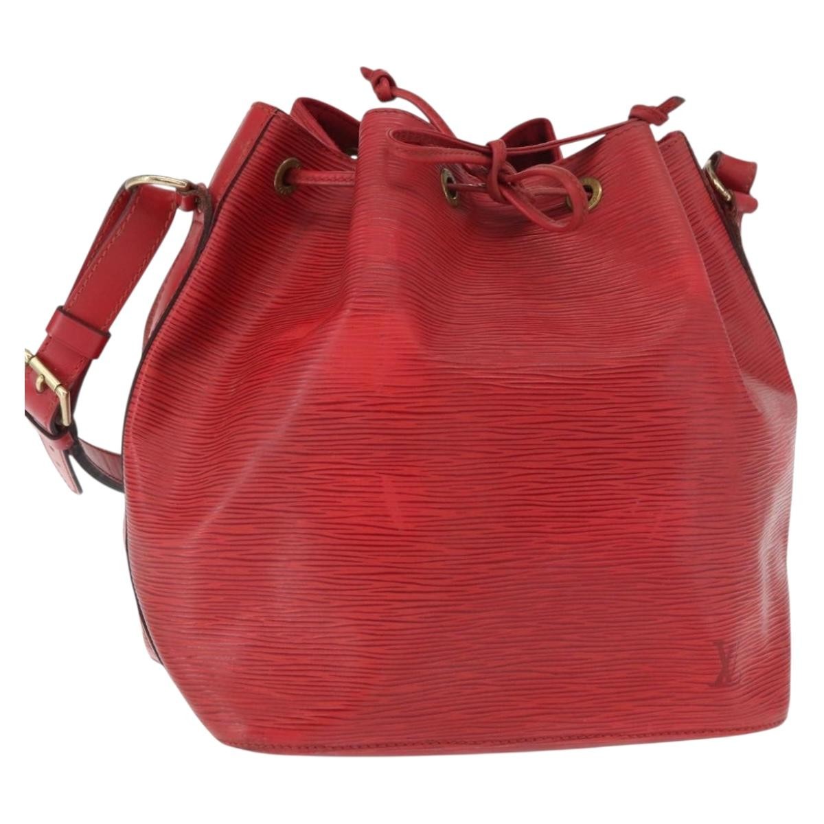 Louis Vuitton Petit Noe Epi Leather Red Leather Shoulder Bag Bag (Pre-Owned)
