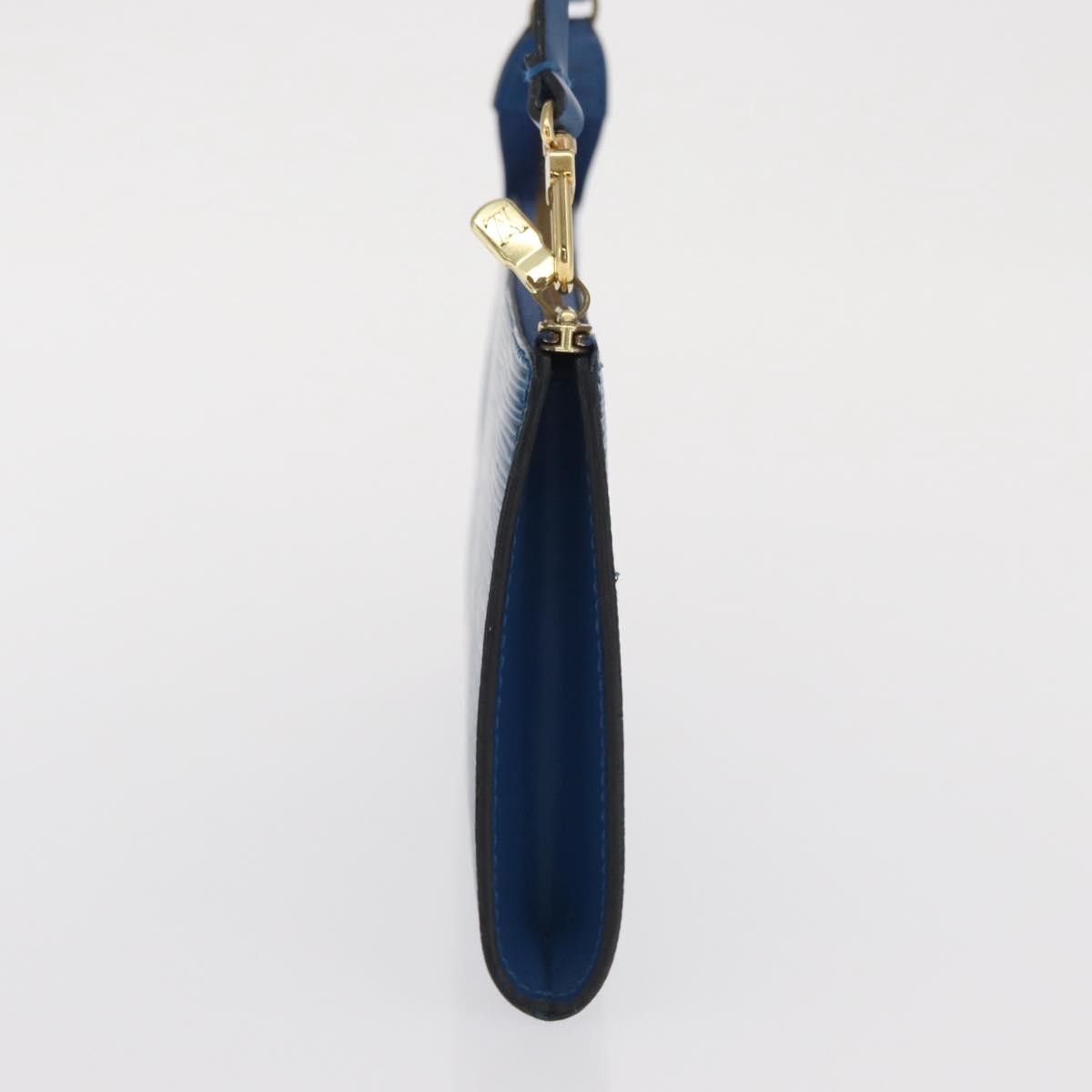 Louis Vuitton Pochette Accessoires Epi Leather Blue Leather Clutche & Pouche Bag (Pre-Owned)