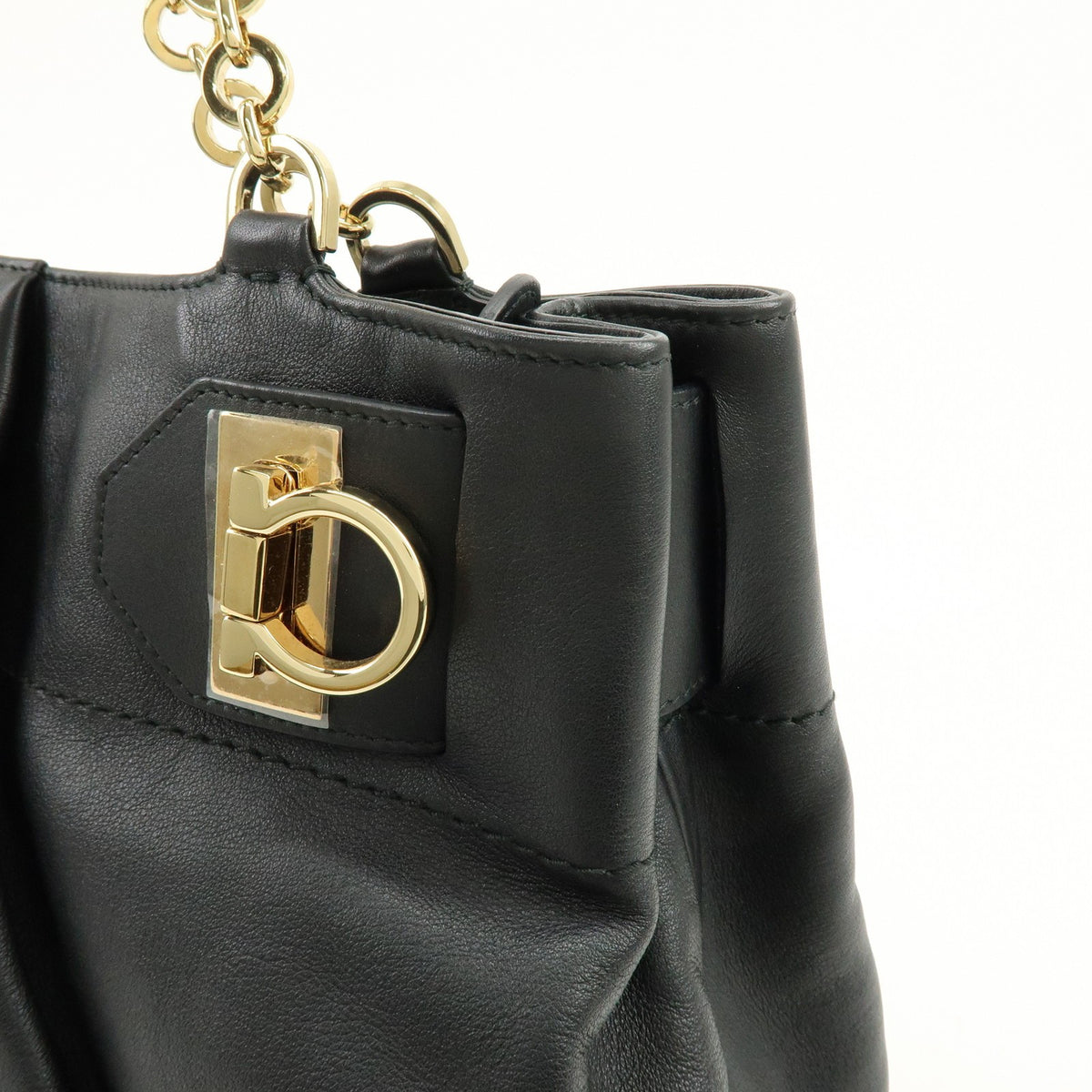 Salvatore Ferragamo W Chain Leather Black Leather Tote Bag Bag (Pre-Owned)