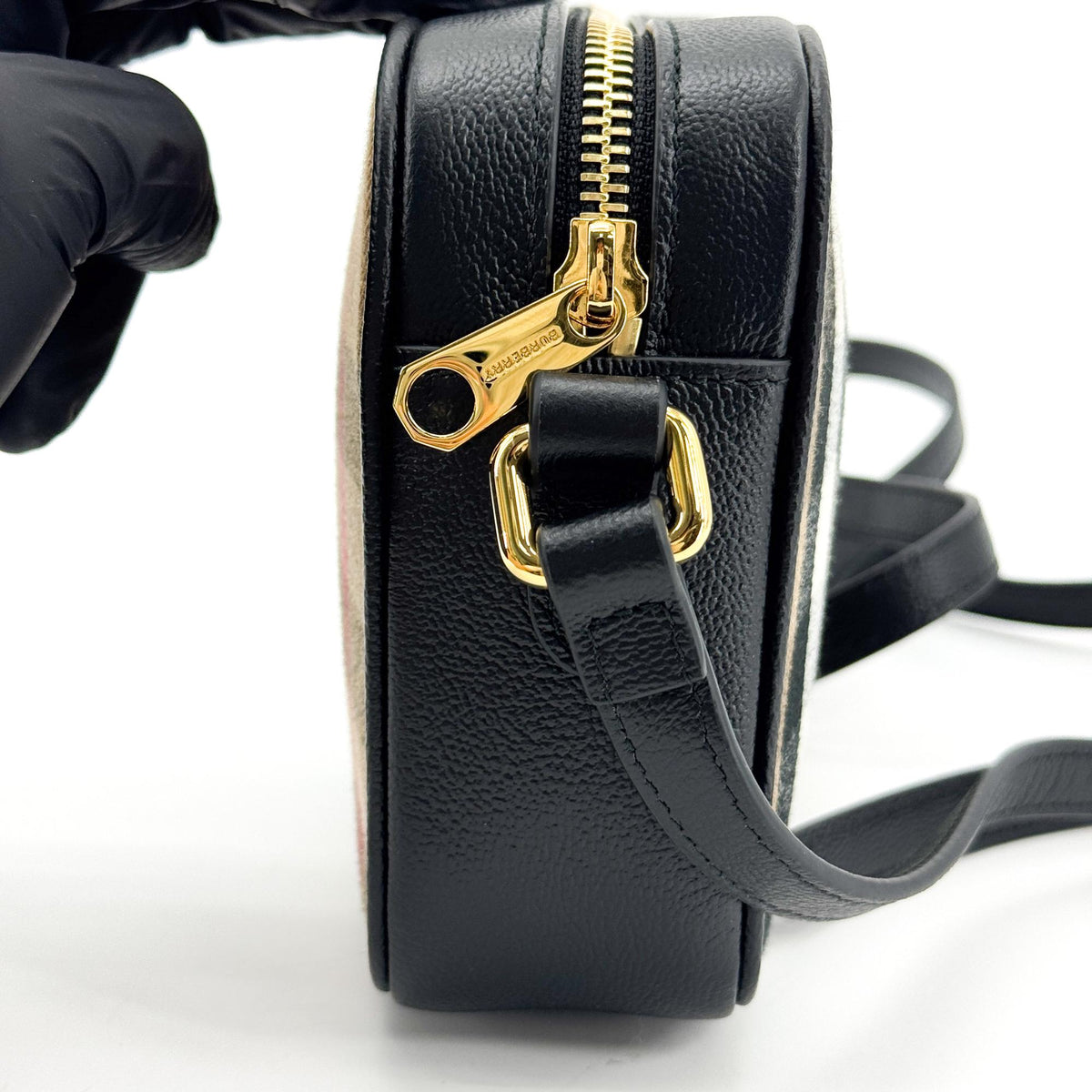Burberry Camera Vintage Check Canvas Black Canvas Handbag (Pre-Owned)
