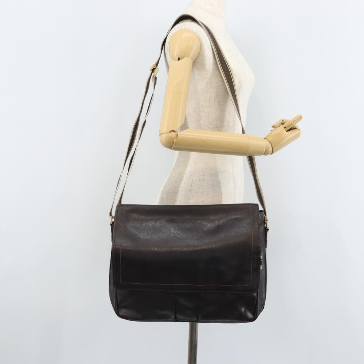 Salvatore Ferragamo Vintage Leather Brown Leather Shoulder Bag Bag (Pre-Owned)