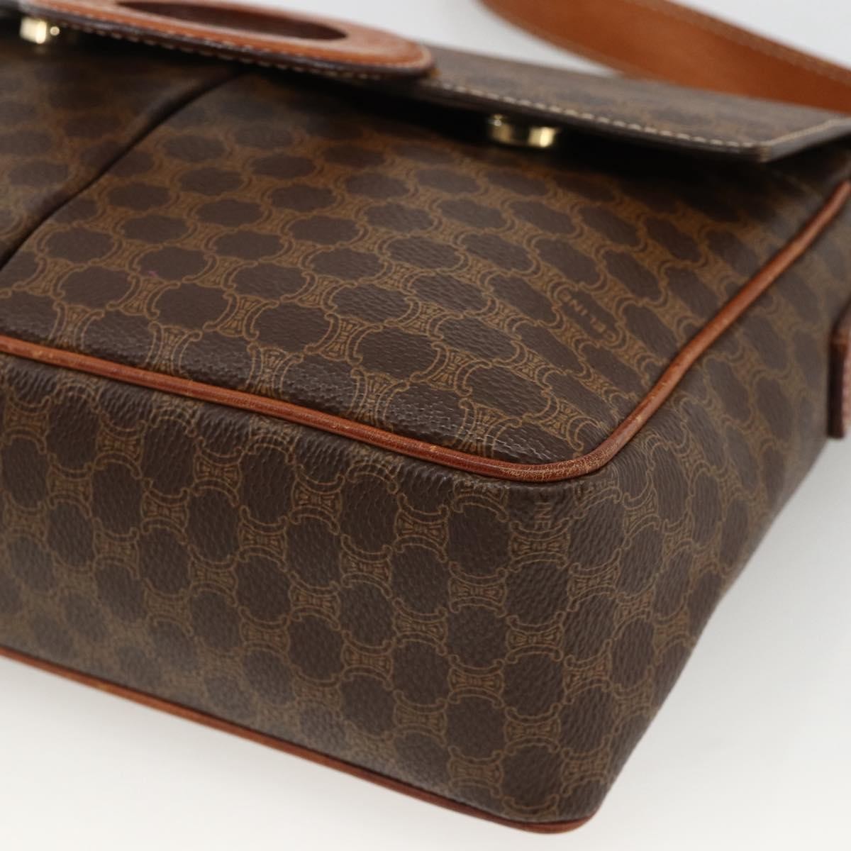 Celine Vintage Macadam Circle Logo Canvas And Leather Brown Canvas Shoulder Bag Bag (Pre-Owned)