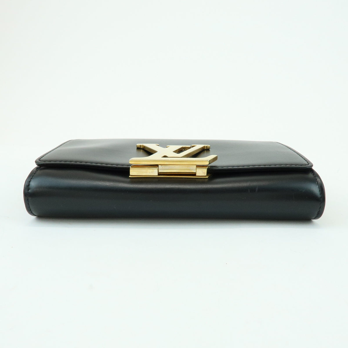 Louis Vuitton Chain Louise Clutch Leather Black Leather Clutche & Pouche Bag (Pre-Owned)