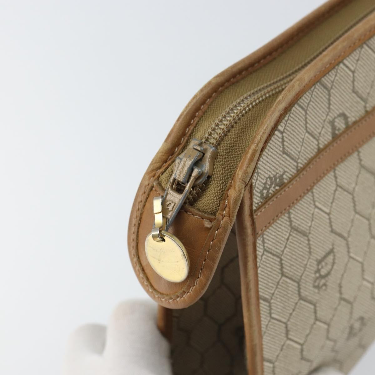 Christian Dior Vintage Honeycomb Zip Canvas And Leather Beige Canvas Clutche & Pouche Bag (Pre-Owned)