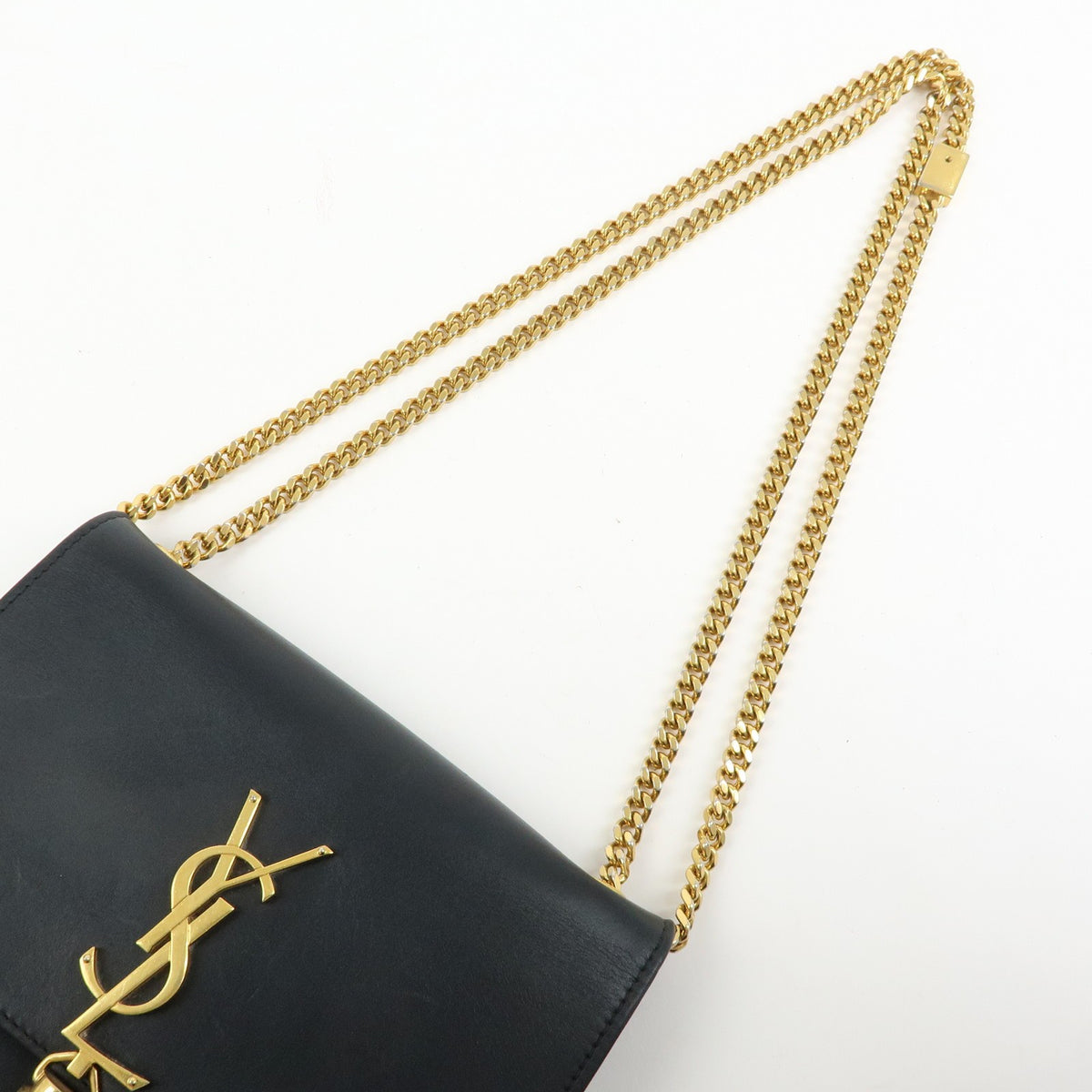 Saint Laurent Classic Monogram Tassel Leather Black Leather Crossbody Bag Bag (Pre-Owned)