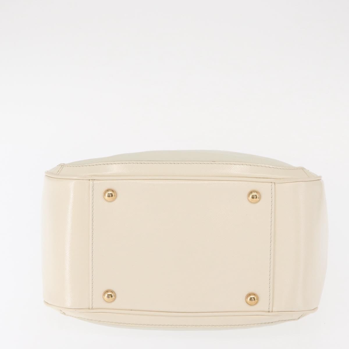 Salvatore Ferragamo Betulla Chain Tote Leather White Leather Handbag (Pre-Owned)