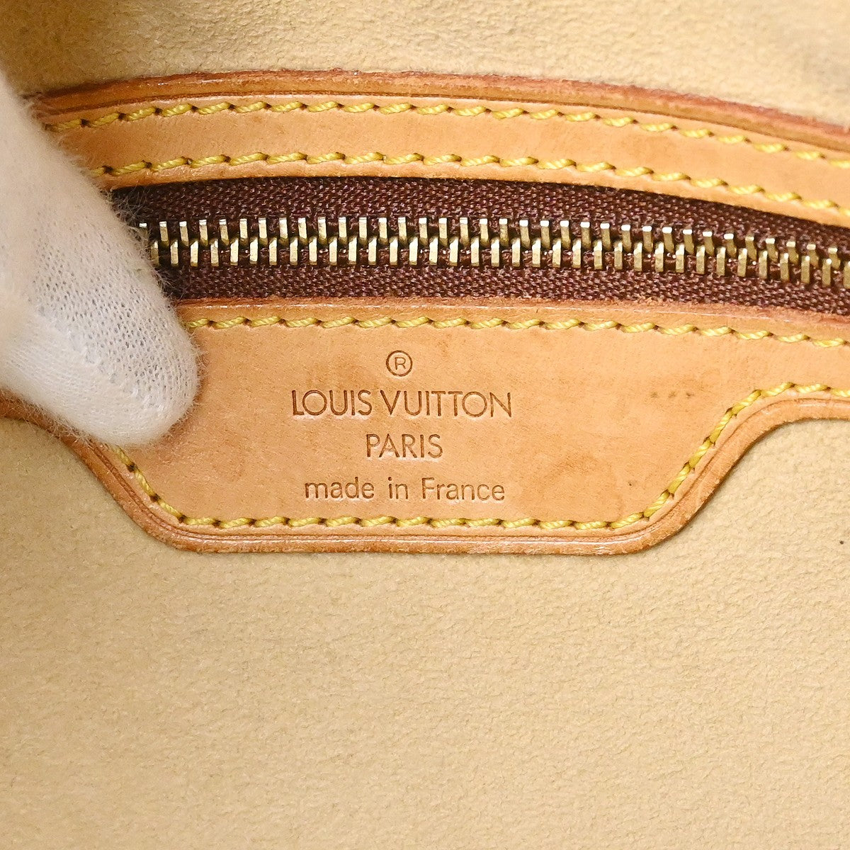 Louis Vuitton Cite Monogram Canvas Brown Canvas Shoulder Bag Bag (Pre-Owned)