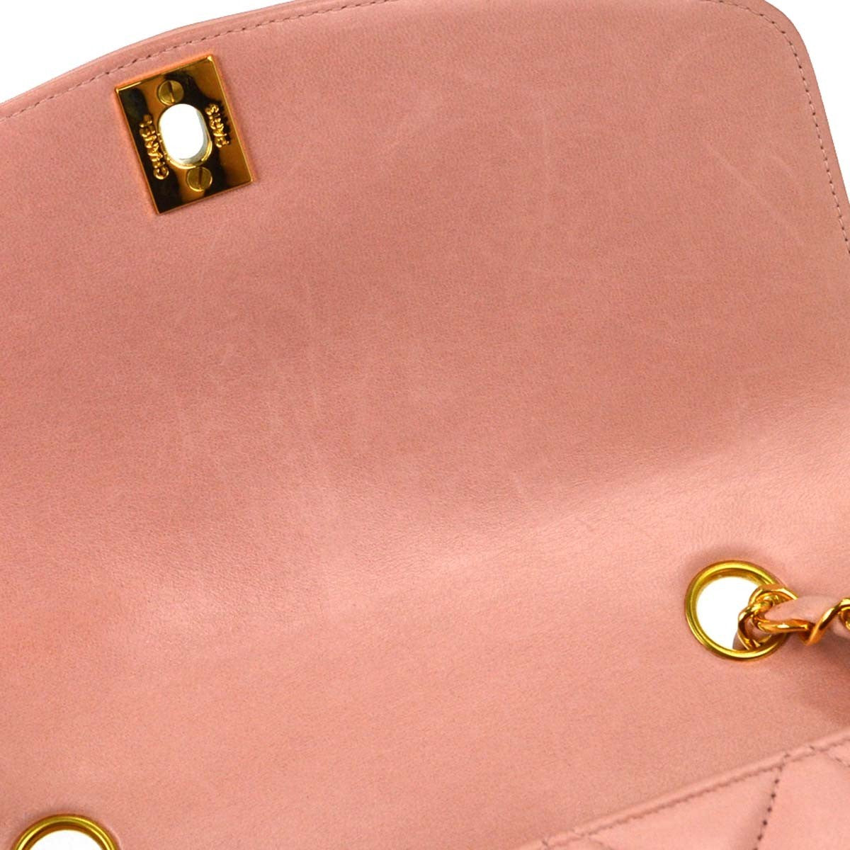 Chanel Vintage Diana Flap Quilted Lambskin Pink Leather Shoulder Bag Bag (Pre-Owned)