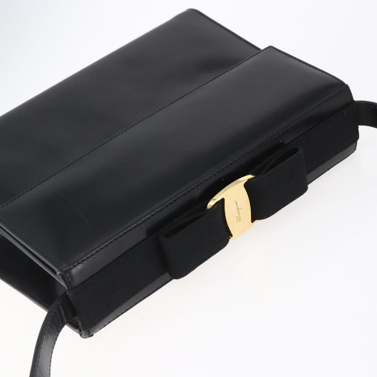 Salvatore Ferragamo Vala Leather Black Leather Shoulder Bag Bag (Pre-Owned)