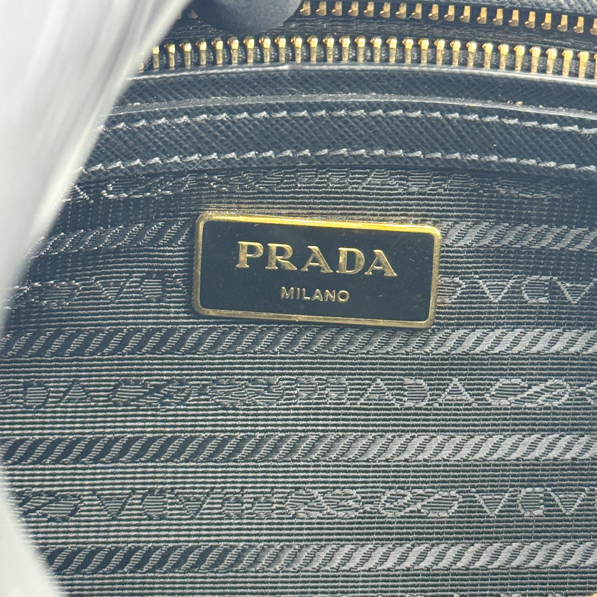 Prada Galleria Double Zip Spazzolato Leather Black Leather Tote Bag Bag (Pre-Owned)
