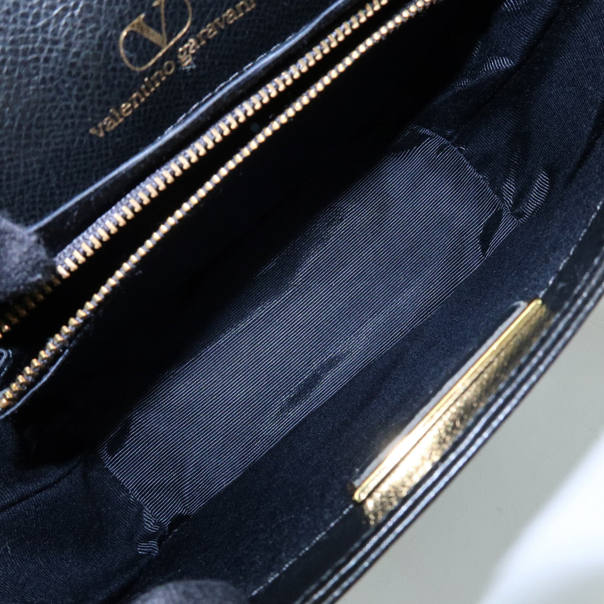 Valentino Garavani Vlogo Flap Leather Black Leather Shoulder Bag Bag (Pre-Owned)