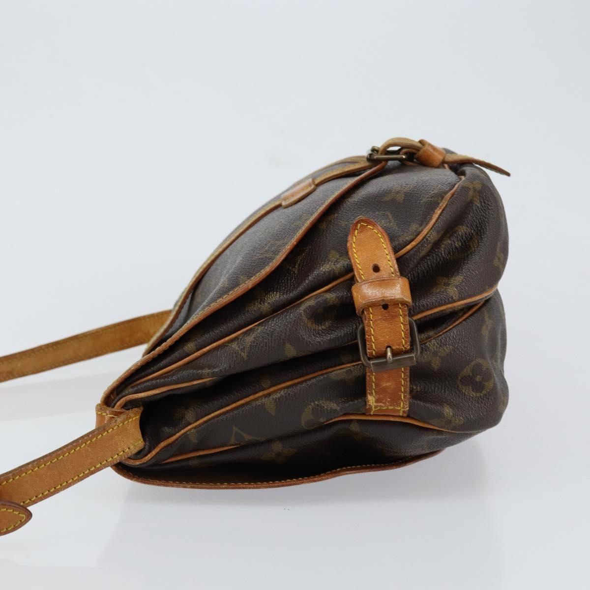 Louis Vuitton Saumur Monogram Canvas Brown Canvas Handbag (Pre-Owned)