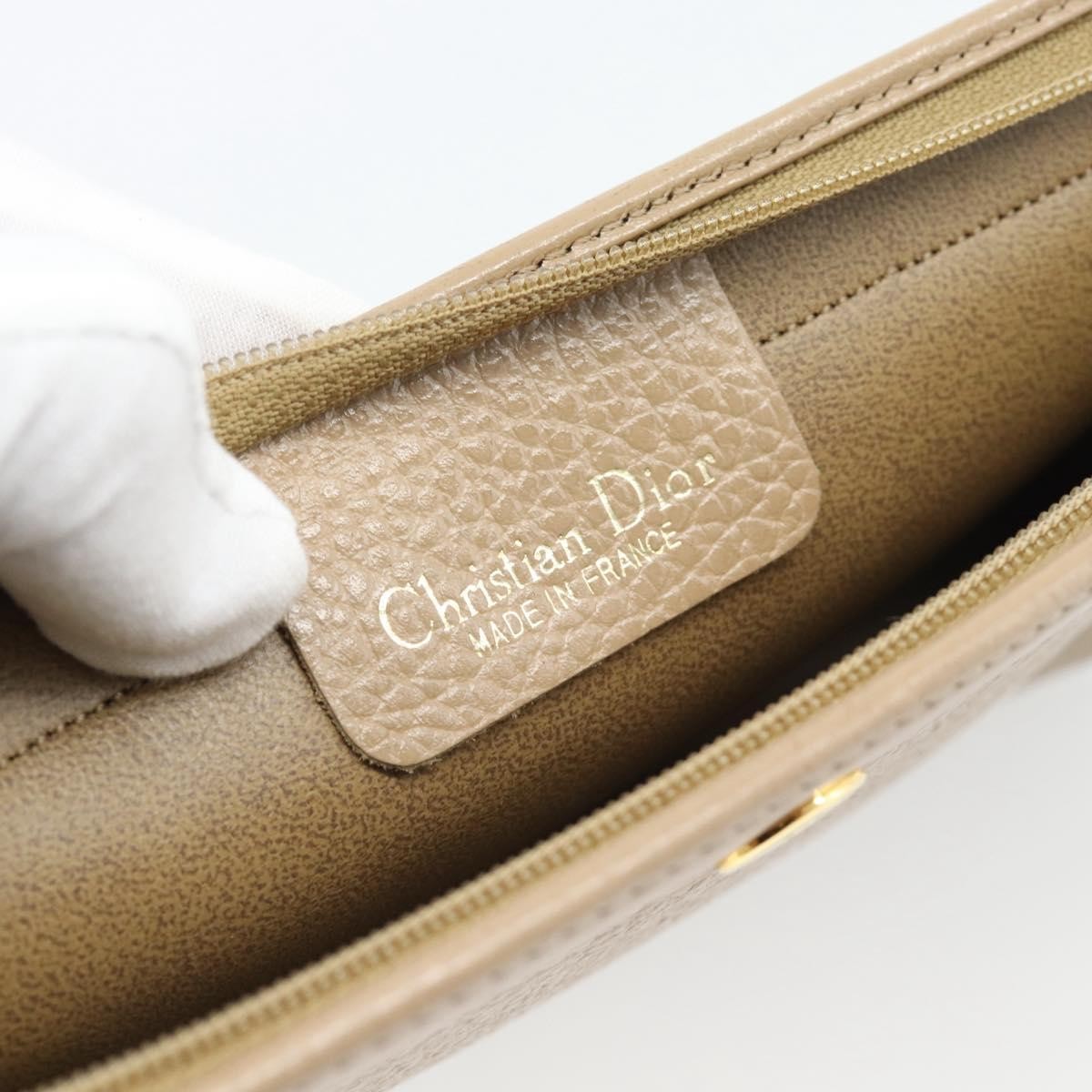 Christian Dior Vintage Zip Pochette Leather Beige Leather Clutche & Pouche Bag (Pre-Owned)