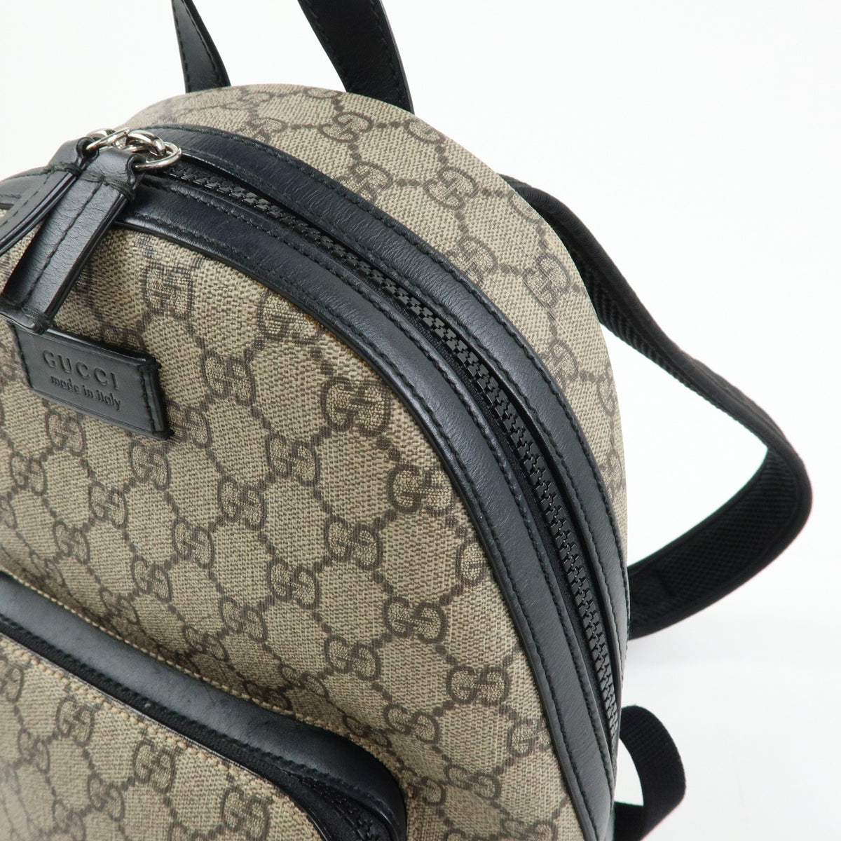 Gucci Zip Pocket Gg Coated Canvas Beige Canvas Backpack Bag (Pre-Owned)