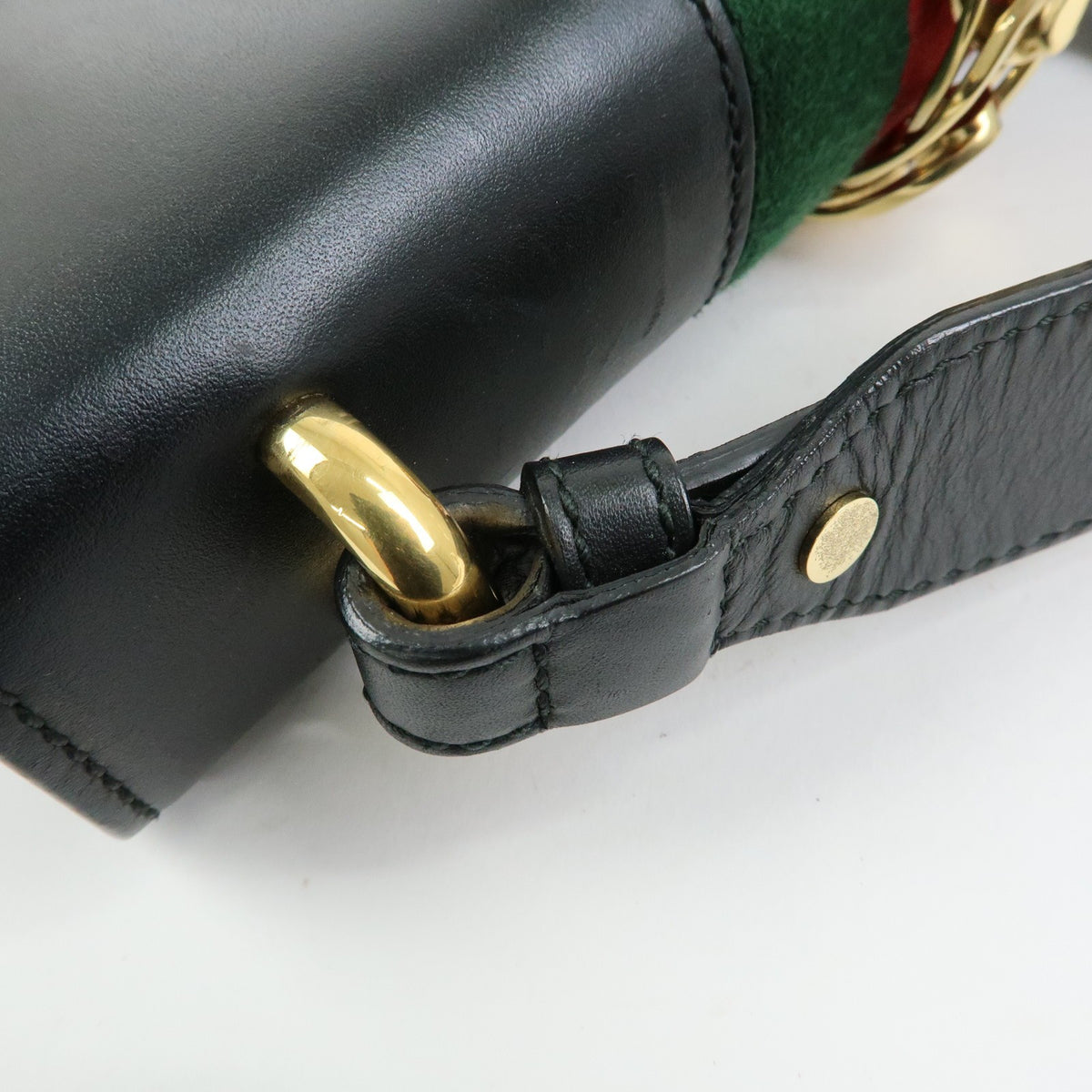 Gucci Sylvie Leather Black Leather Shoulder Bag Bag (Pre-Owned)