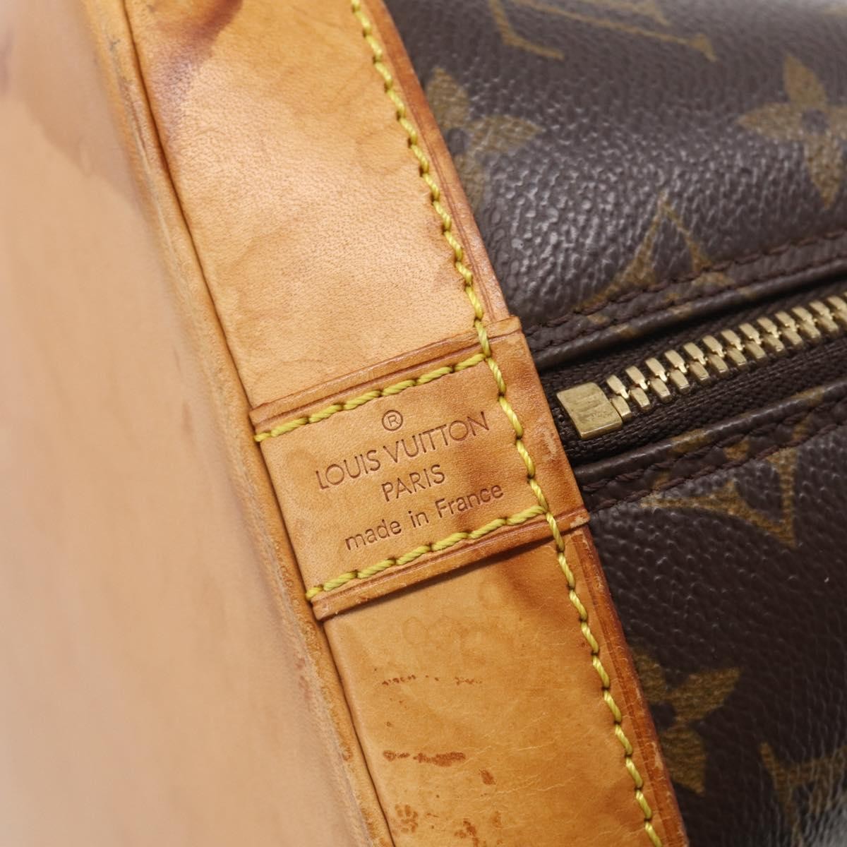 Louis Vuitton Alma Monogram Canvas Brown Canvas Handbag (Pre-Owned)