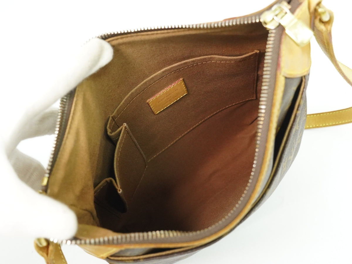 Louis Vuitton Odeon Monogram Canvas Brown Canvas Shoulder Bag Bag (Pre-Owned)