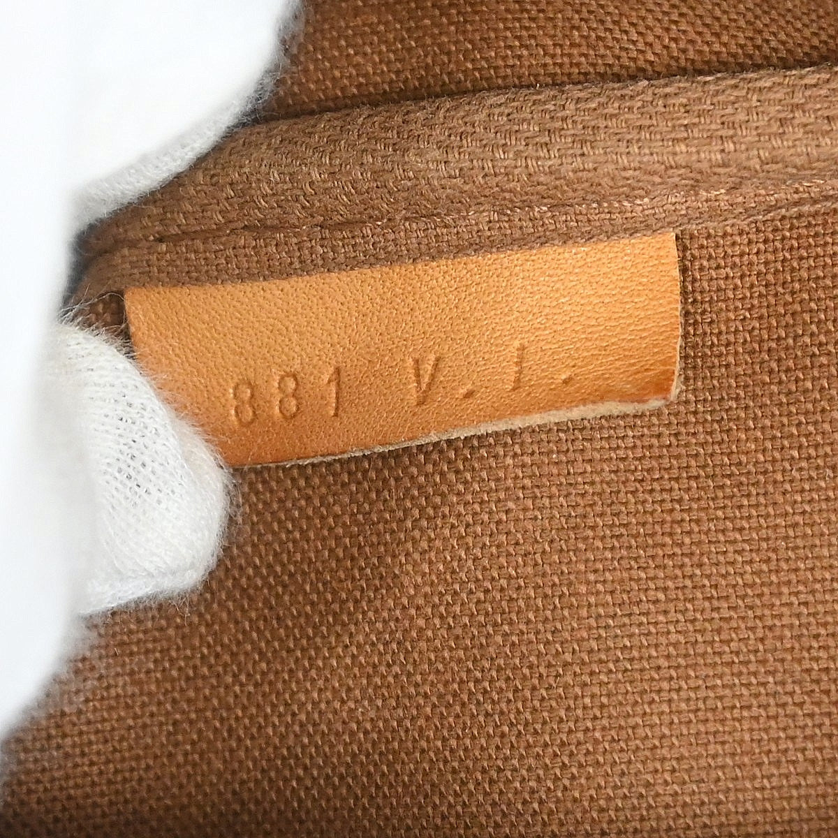 Louis Vuitton Saumur Monogram Brown Canvas Shoulder Bag Bag (Pre-Owned)