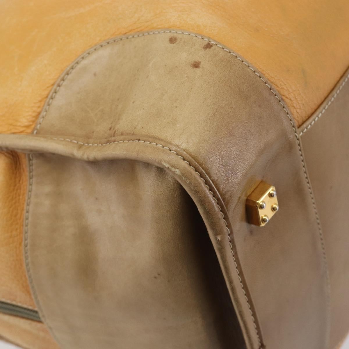 Loewe Amazona Leather Beige Leather Handbag (Pre-Owned)