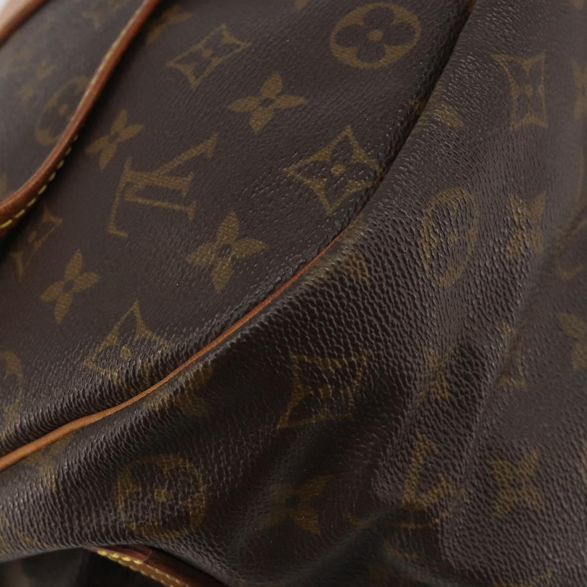 Louis Vuitton Saumur Monogram Brown Canvas Shoulder Bag Bag (Pre-Owned)