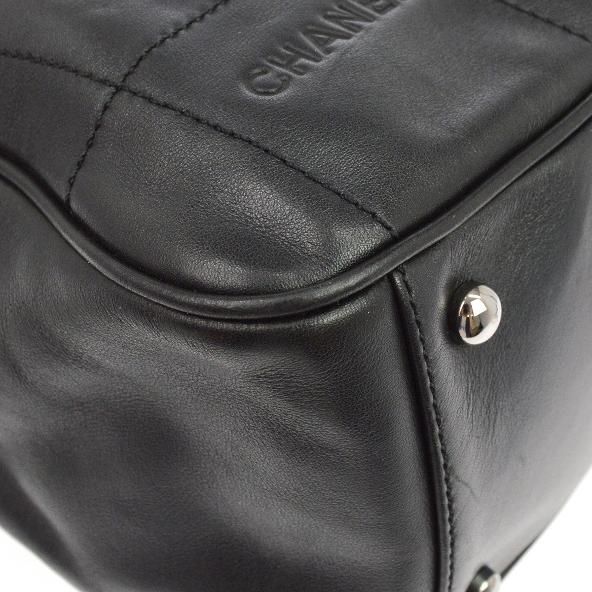 Chanel Square Stitch Boston Quilted Leather Black Leather Travel Bag Bag (Pre-Owned)