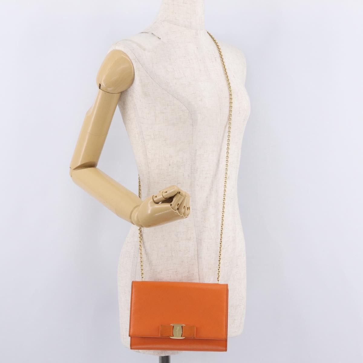 Salvatore Ferragamo Vala Leather Orange Leather Shoulder Bag Bag (Pre-Owned)