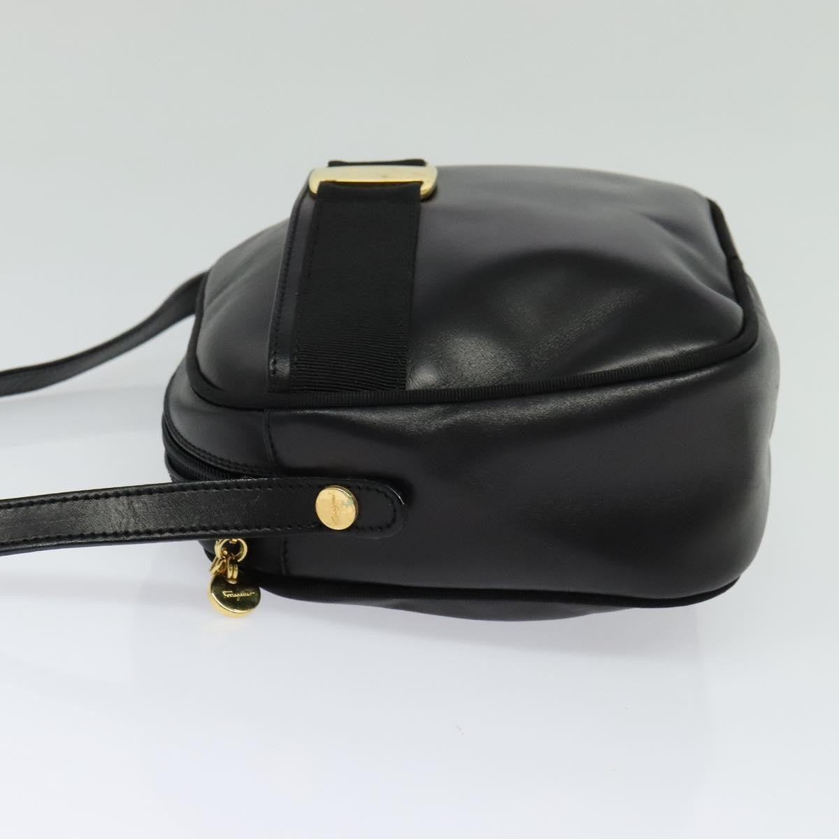 Salvatore Ferragamo Vara Bow Camera Leather Black Leather Shoulder Bag Bag (Pre-Owned)