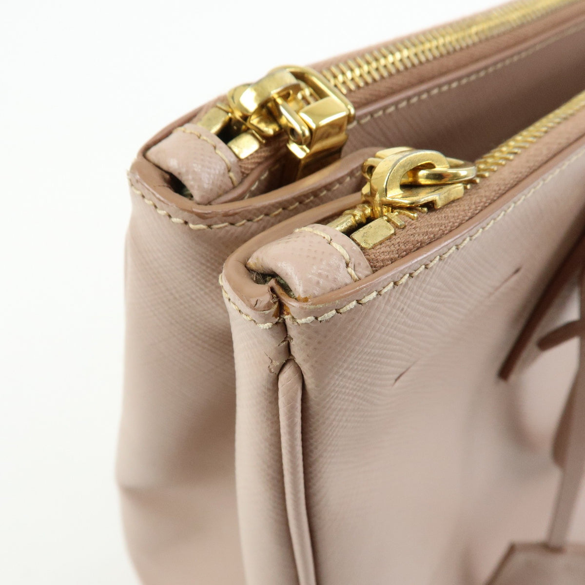 Prada Galliera Saffiano Leather With Applique Pink Leather Handbag (Pre-Owned)