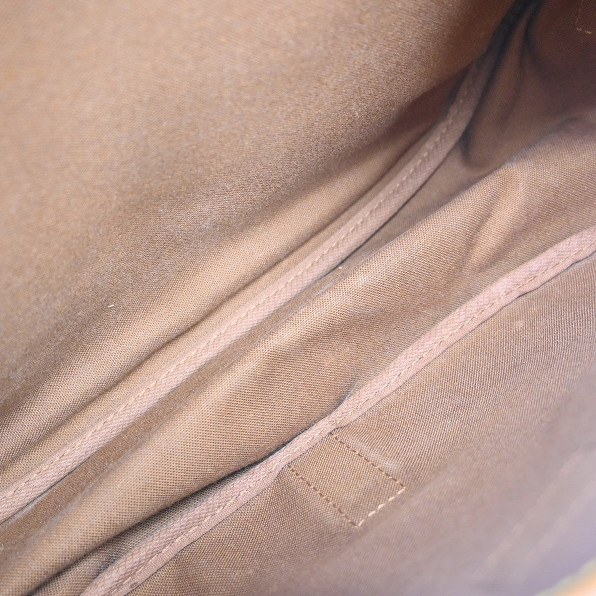 Louis Vuitton Saumur Monogram Canvas Brown Canvas Shoulder Bag Bag (Pre-Owned)