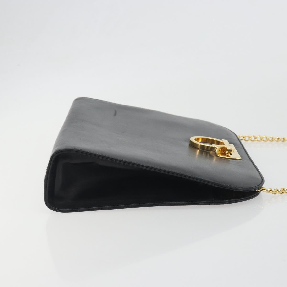 Salvatore Ferragamo Vintage Gancini Chain Leather Black Leather Shoulder Bag Bag (Pre-Owned)