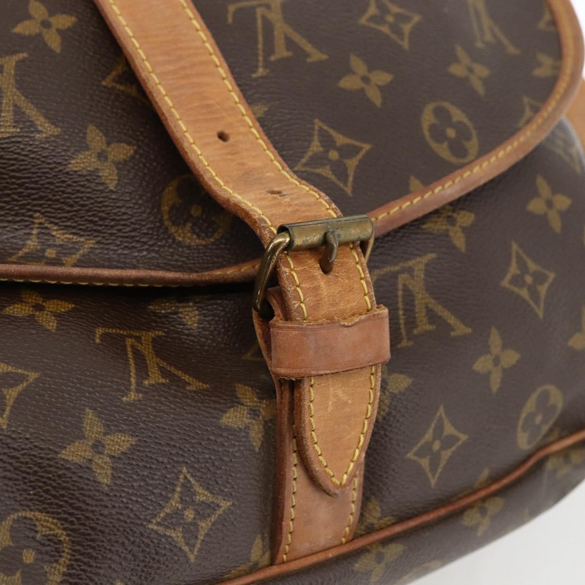 Louis Vuitton Saumur Monogram Canvas Multicolour Canvas Shoulder Bag Bag (Pre-Owned)