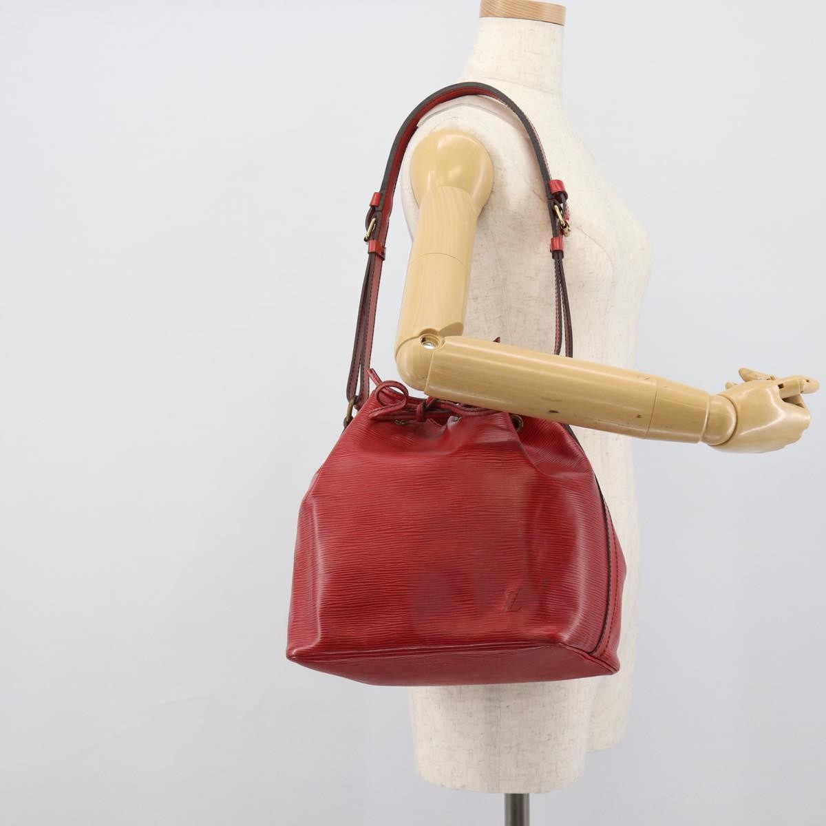 Louis Vuitton Petit Noe Monogram Canvas Red Leather Shoulder Bag Bag (Pre-Owned)