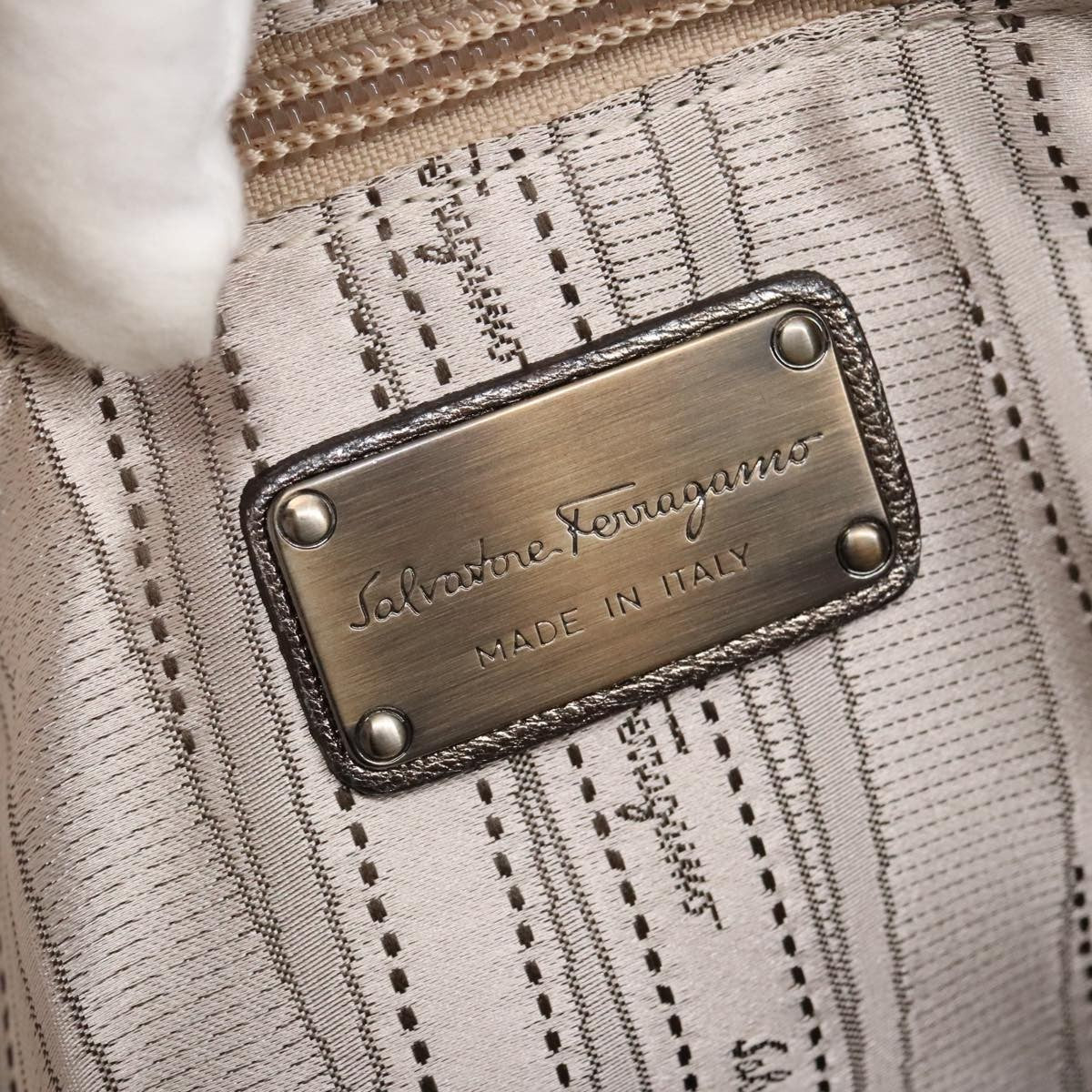 Salvatore Ferragamo Sofia Satchel Leather Silver Leather Handbag (Pre-Owned)