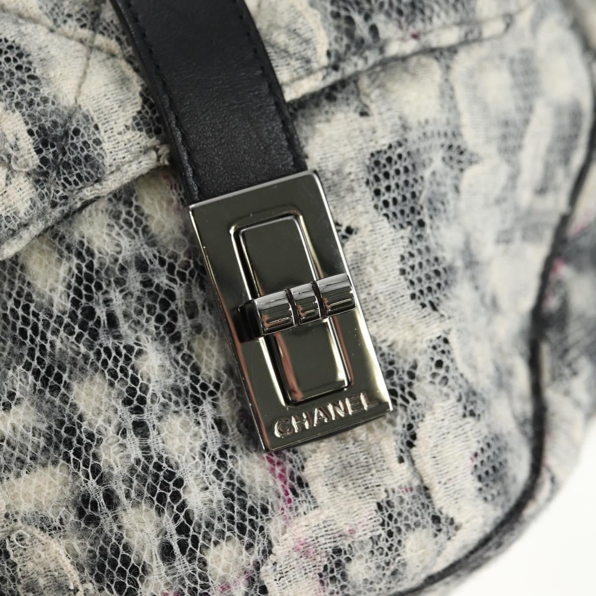 Chanel Vintage Camellia Flap Camera Quilted Tweed White Wool Shoulder Bag Bag (Pre-Owned)