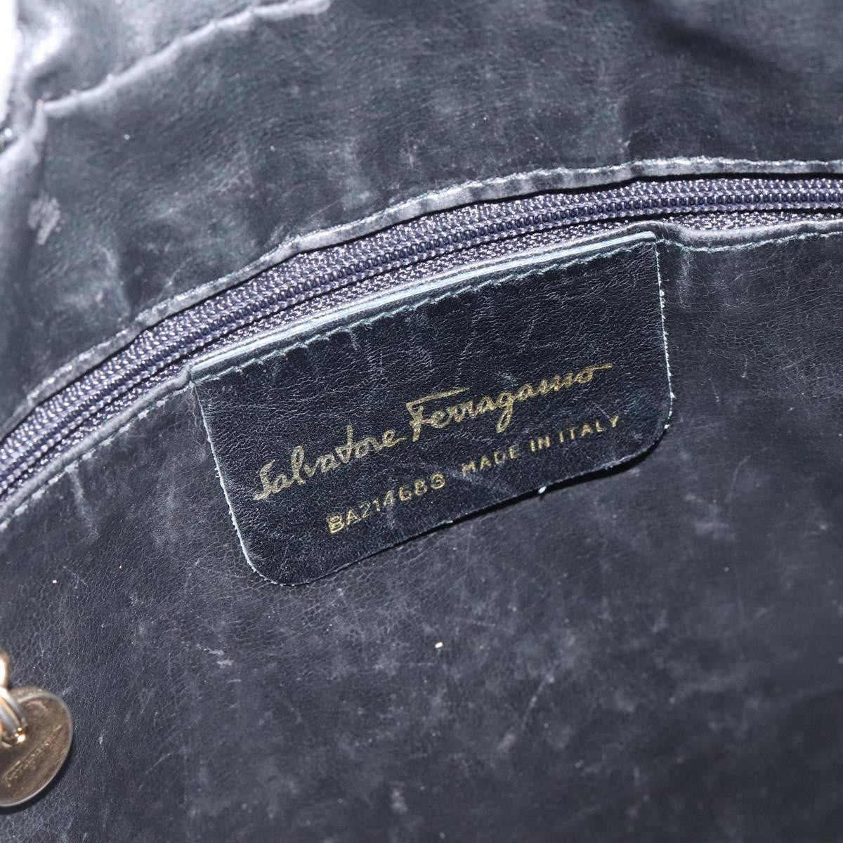 Salvatore Ferragamo Vara Bow Camera Leather Black Leather Shoulder Bag Bag (Pre-Owned)