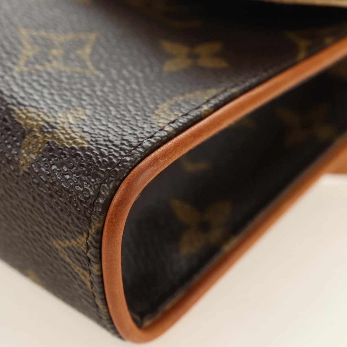 Louis Vuitton Florentine Waist Monogram Canvas Brown Canvas Clutche & Pouche Bag (Pre-Owned)