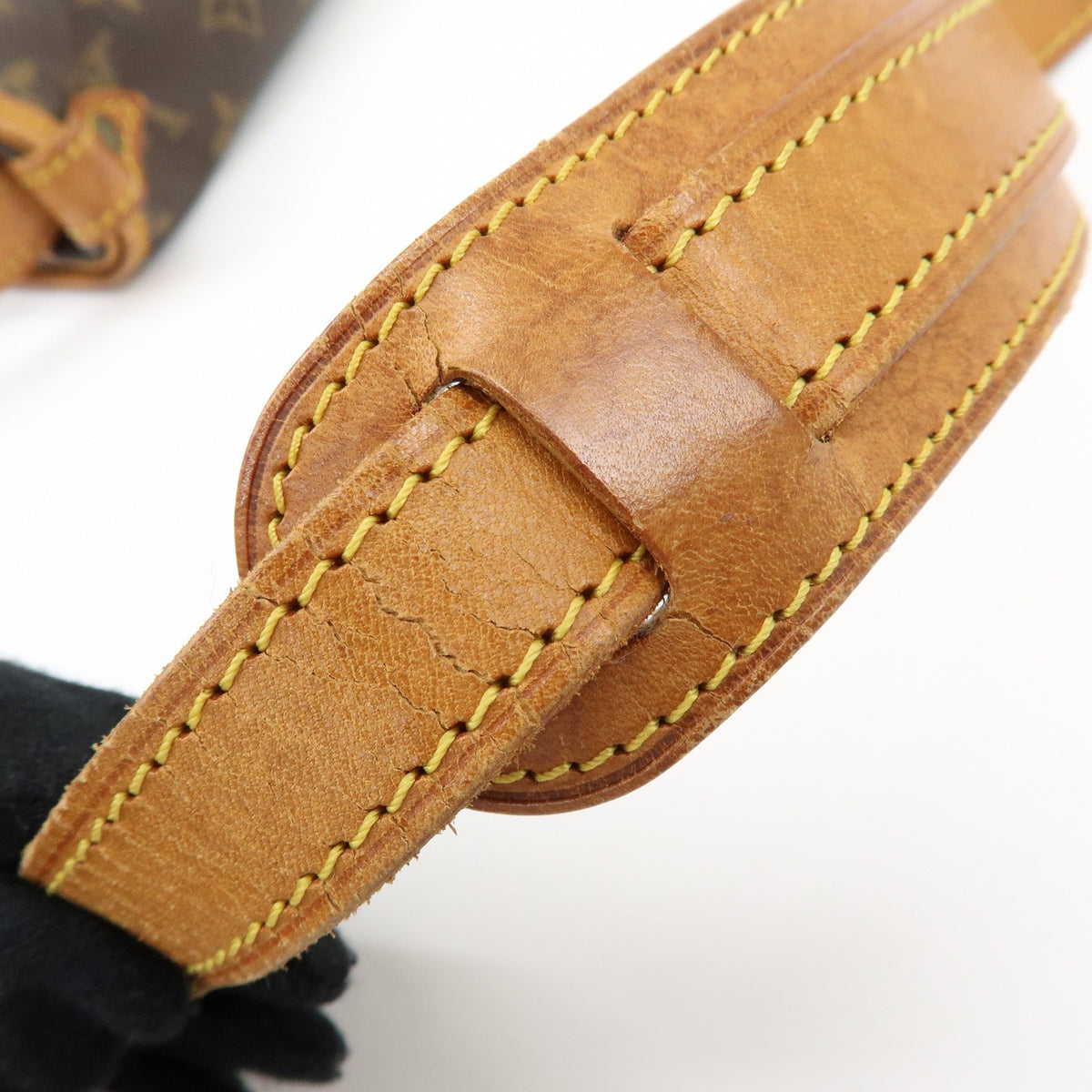 Louis Vuitton Saumur Monogram Canvas Brown Canvas Shoulder Bag Bag (Pre-Owned)