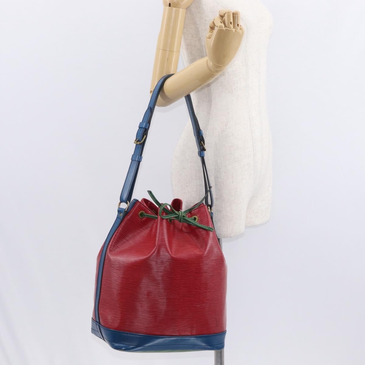 Louis Vuitton Tricolor Noe Epi Leather Red Leather Shoulder Bag Bag (Pre-Owned)