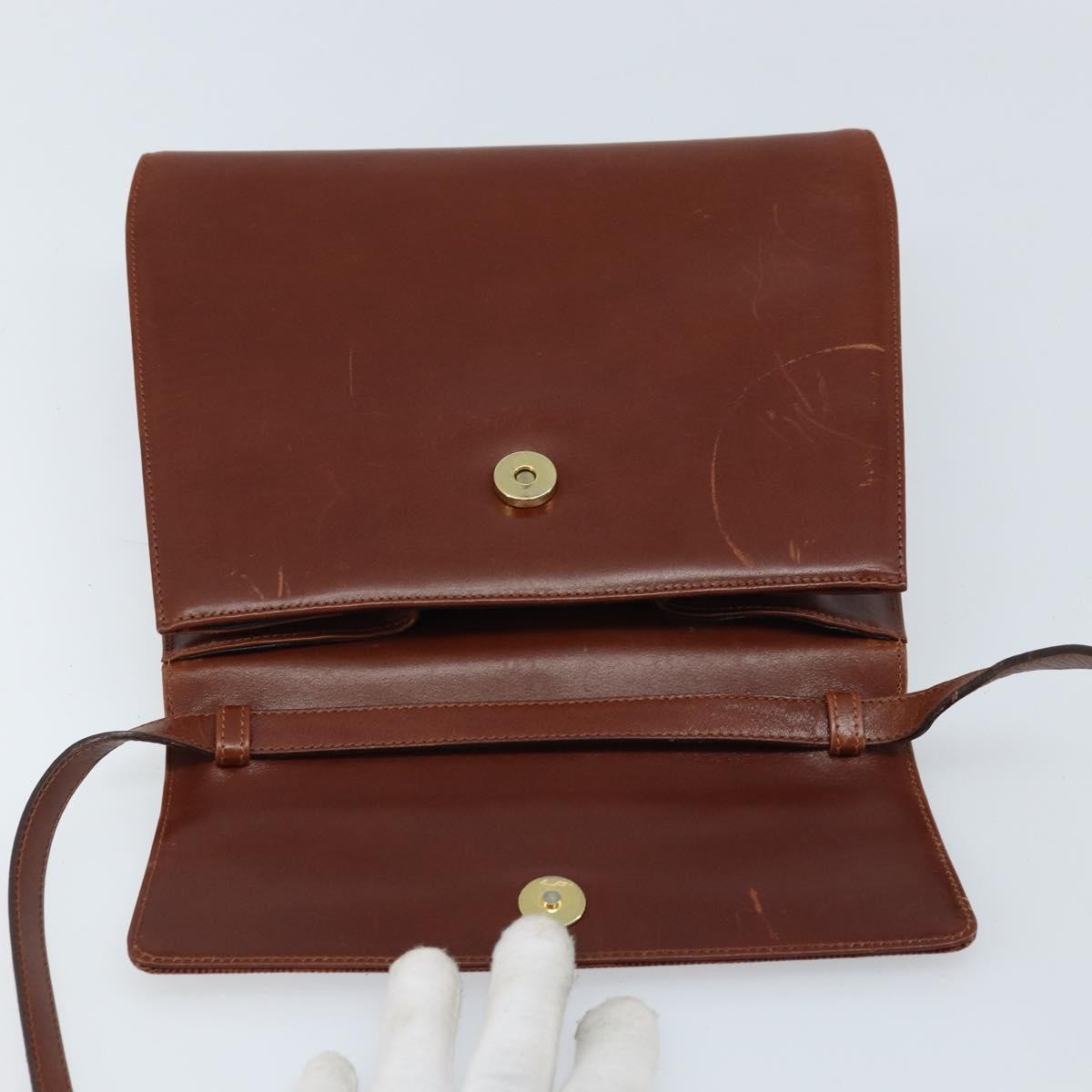 Salvatore Ferragamo Gancini Leather Brown Leather Shoulder Bag Bag (Pre-Owned)