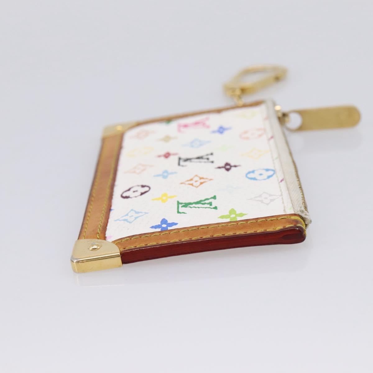 Louis Vuitton Pochette Clés Monogram Canvas White Canvas Wallets Accessory (Pre-Owned)