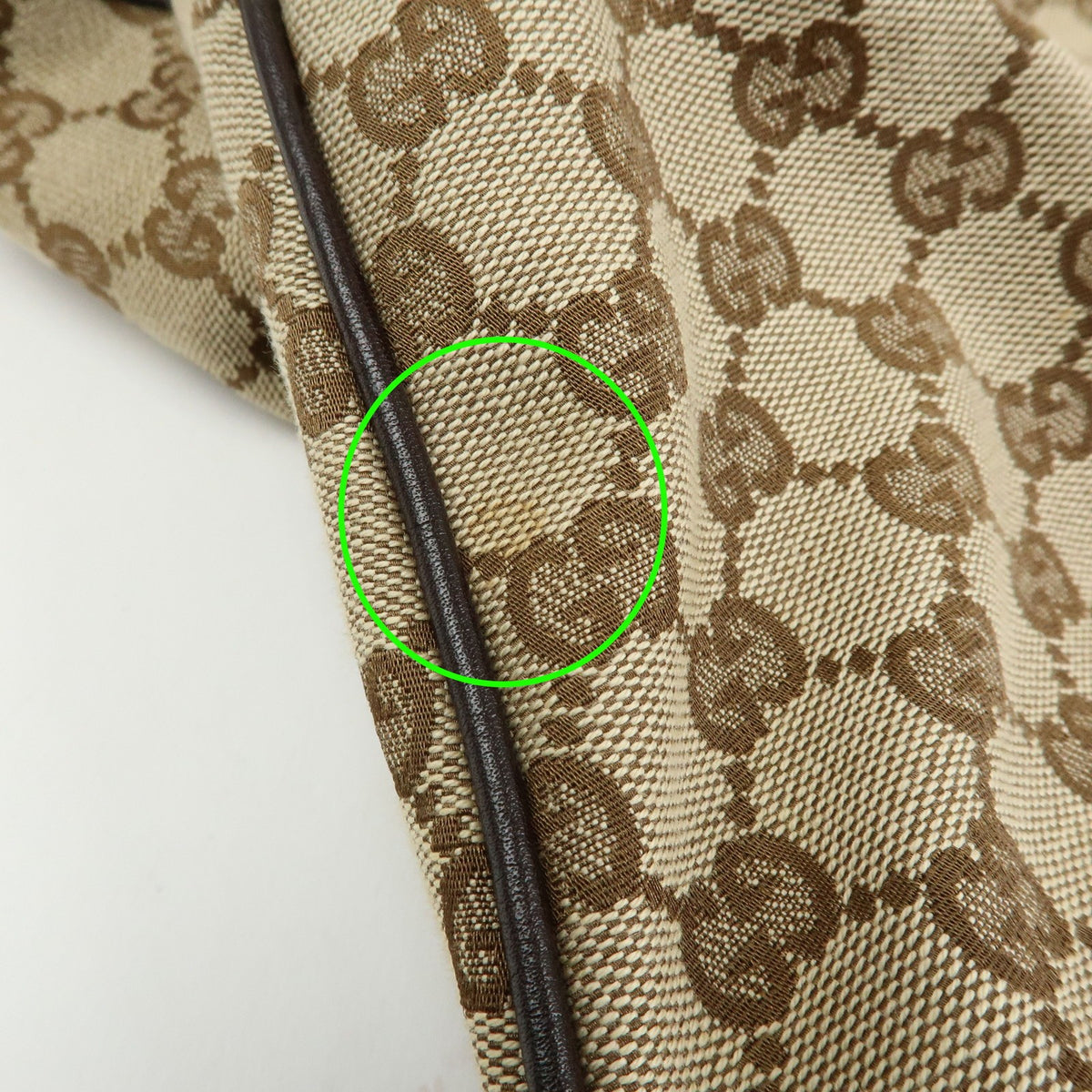 Gucci Bamboo Peggy Hobo Gg Canvas Beige Canvas Shoulder Bag Bag (Pre-Owned)