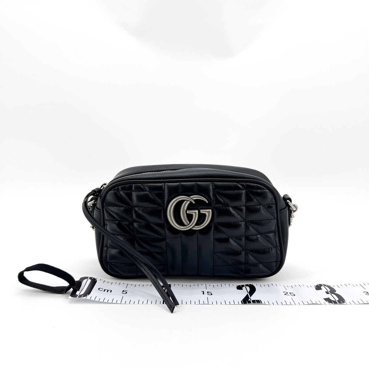 Gucci Gg Marmont Wrist Matelasse Leather Black Leather Clutche & Pouche Bag (Pre-Owned)