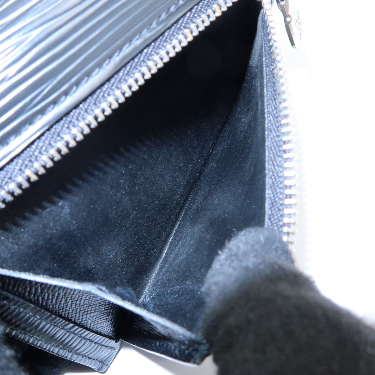Louis Vuitton Koala Epi Leather Black Leather Wallets Accessory (Pre-Owned)