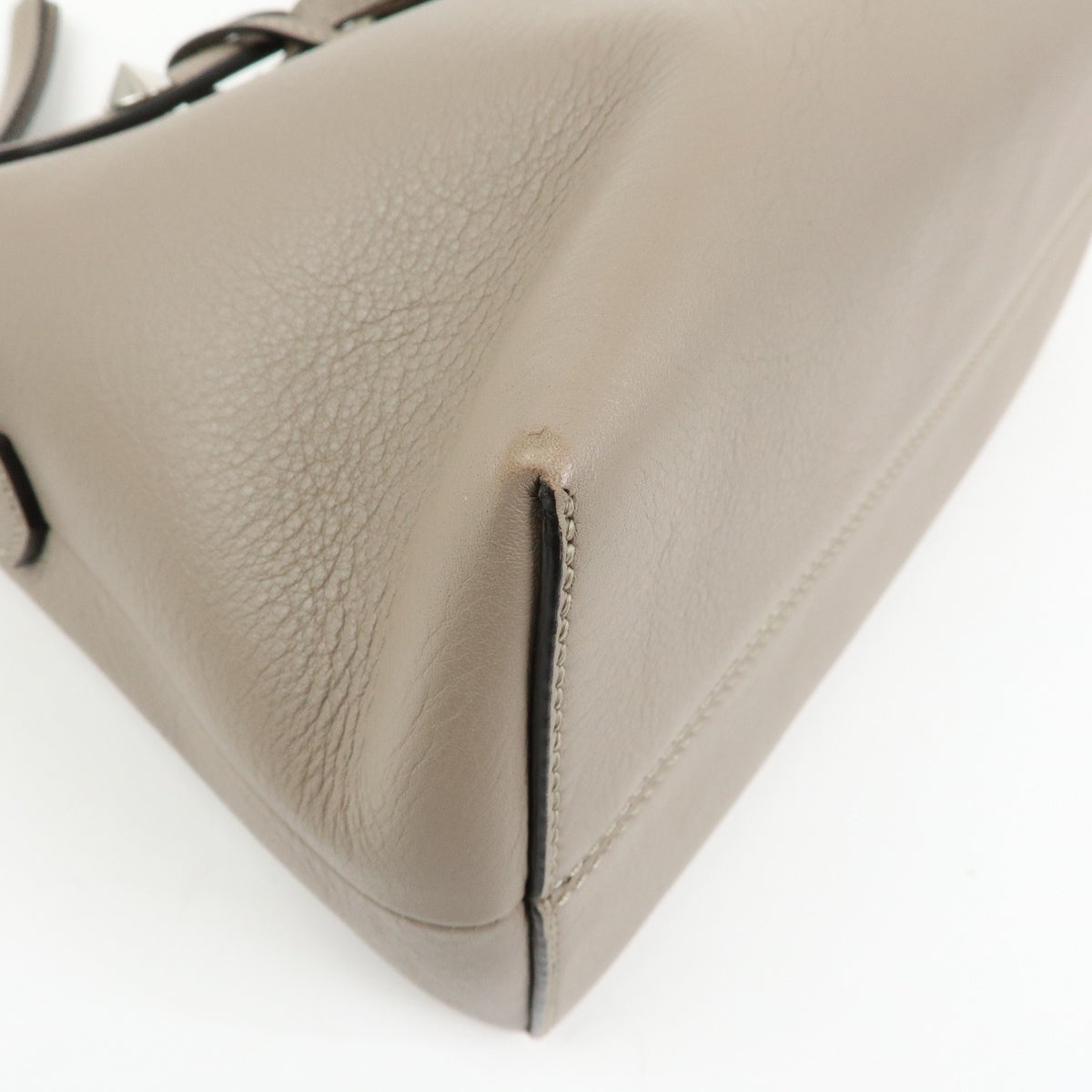 Fendi By The Way Satchel Leather Beige Leather Handbag (Pre-Owned)