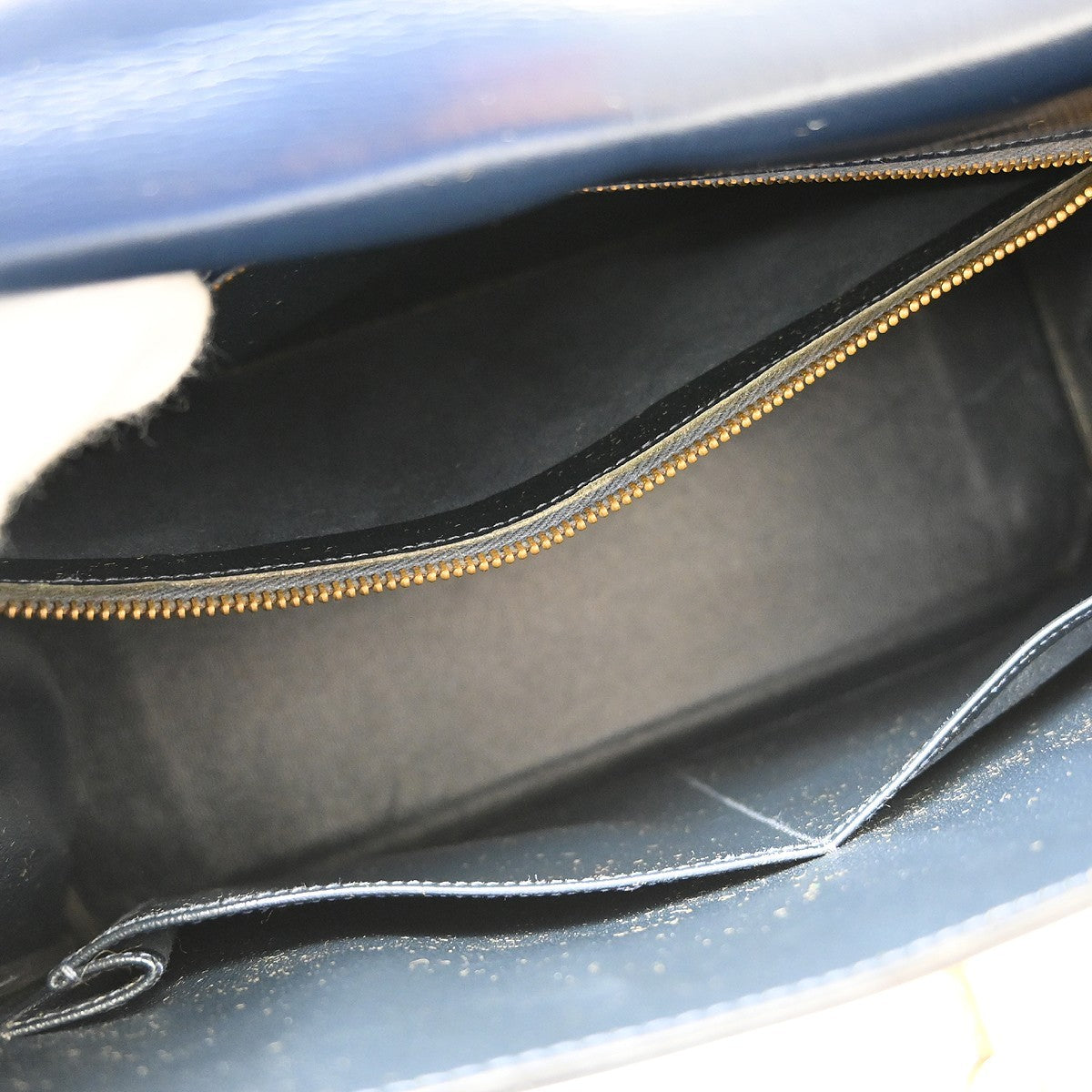 Hermes Kelly Blue Box Calf With Gold Hardware Navy Calfskin Handbag (Pre-Owned)