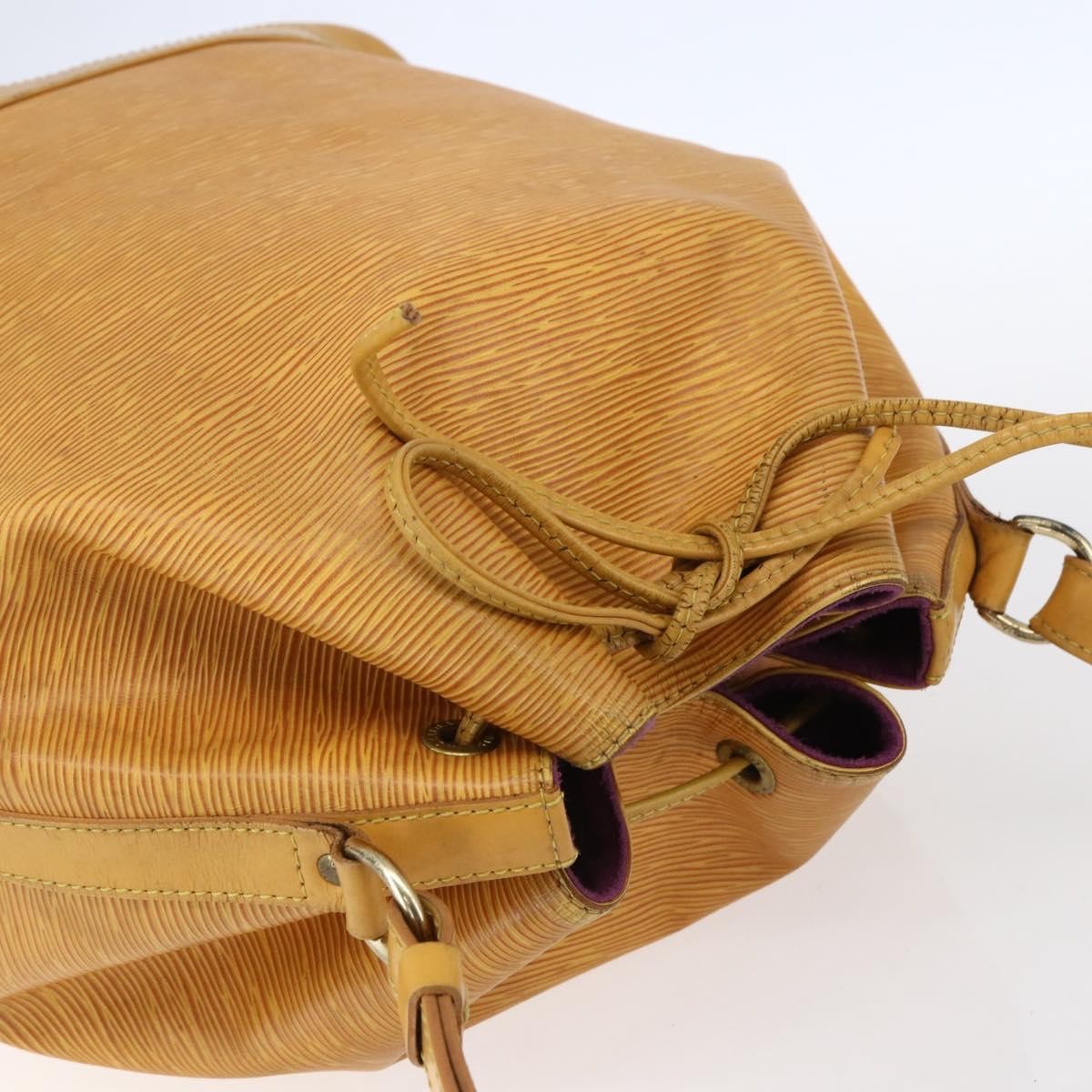 Louis Vuitton Petit Noe Nm Epi Leather Yellow Leather Shoulder Bag Bag (Pre-Owned)