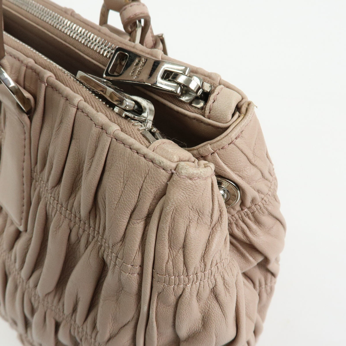 Prada Gaufre Nappa Leather Beige Leather Tote Bag Bag (Pre-Owned)