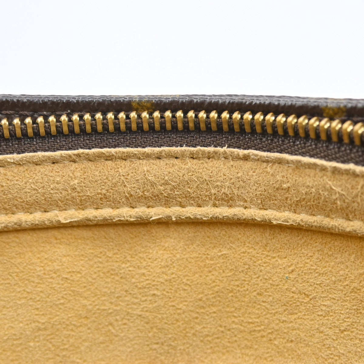 Louis Vuitton Monogram Looping Monogram Canvas Brown Canvas Shoulder Bag Bag (Pre-Owned)