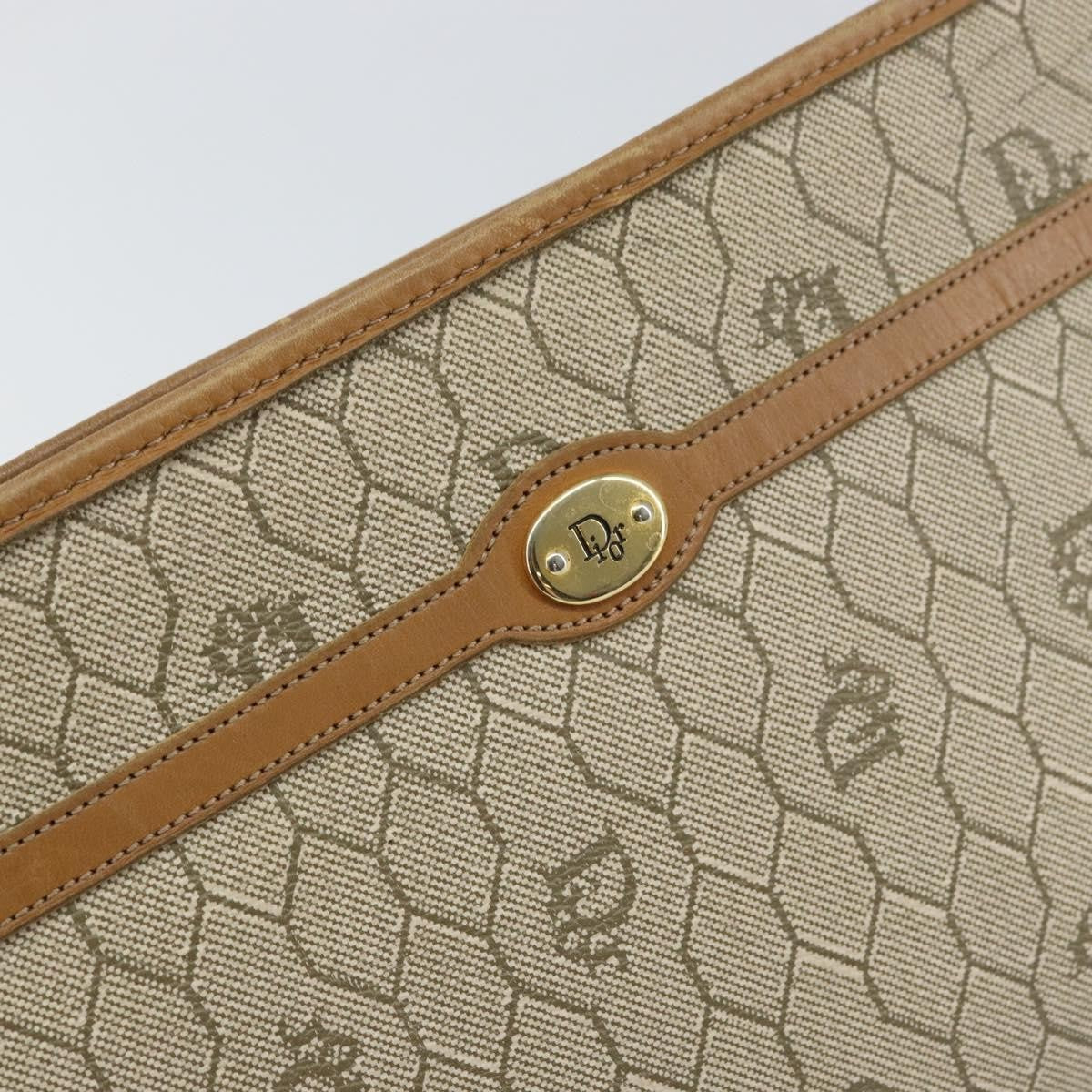 Christian Dior Vintage Honeycomb Zip Canvas And Leather Beige Canvas Clutche & Pouche Bag (Pre-Owned)